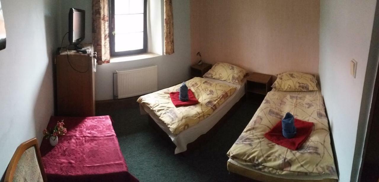 Penzion Pegas Depoltovice Nová Role Dış mekan fotoğraf